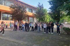 IMG-c2c4c1ee2d3a5b259d8be39b4864583b-V