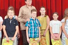 IMG-e189eecba59de8491d7e61fc31ab8886-V