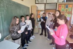 IMG-db008f5d764fd07af3fd54a9954b61e5-V