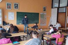 IMG-aeef536066fec4392ecef65f1bd34043-V